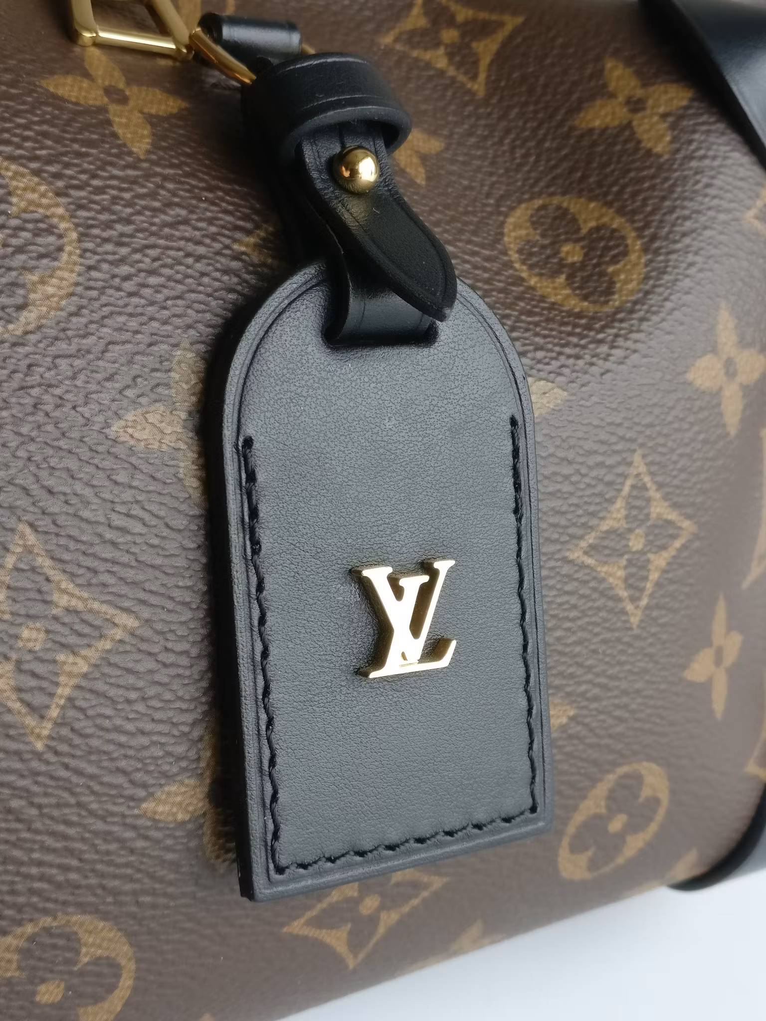 Louis Vuitton Petite Malle Souple