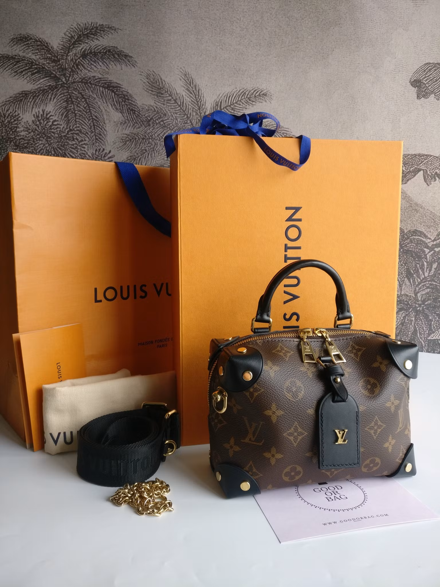Louis Vuitton Petite Malle Souple