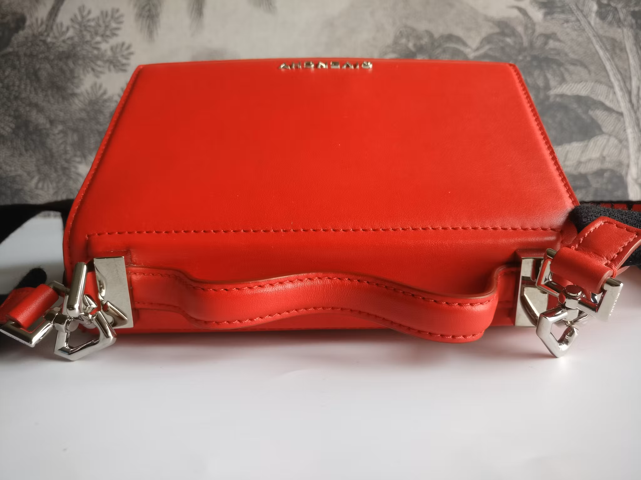 Givenchy Mini Pandora Box