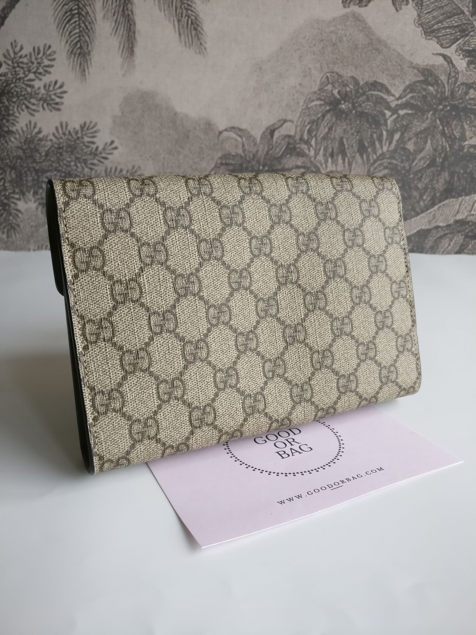 Gucci Dionysus GG Supreme Chain Wallet