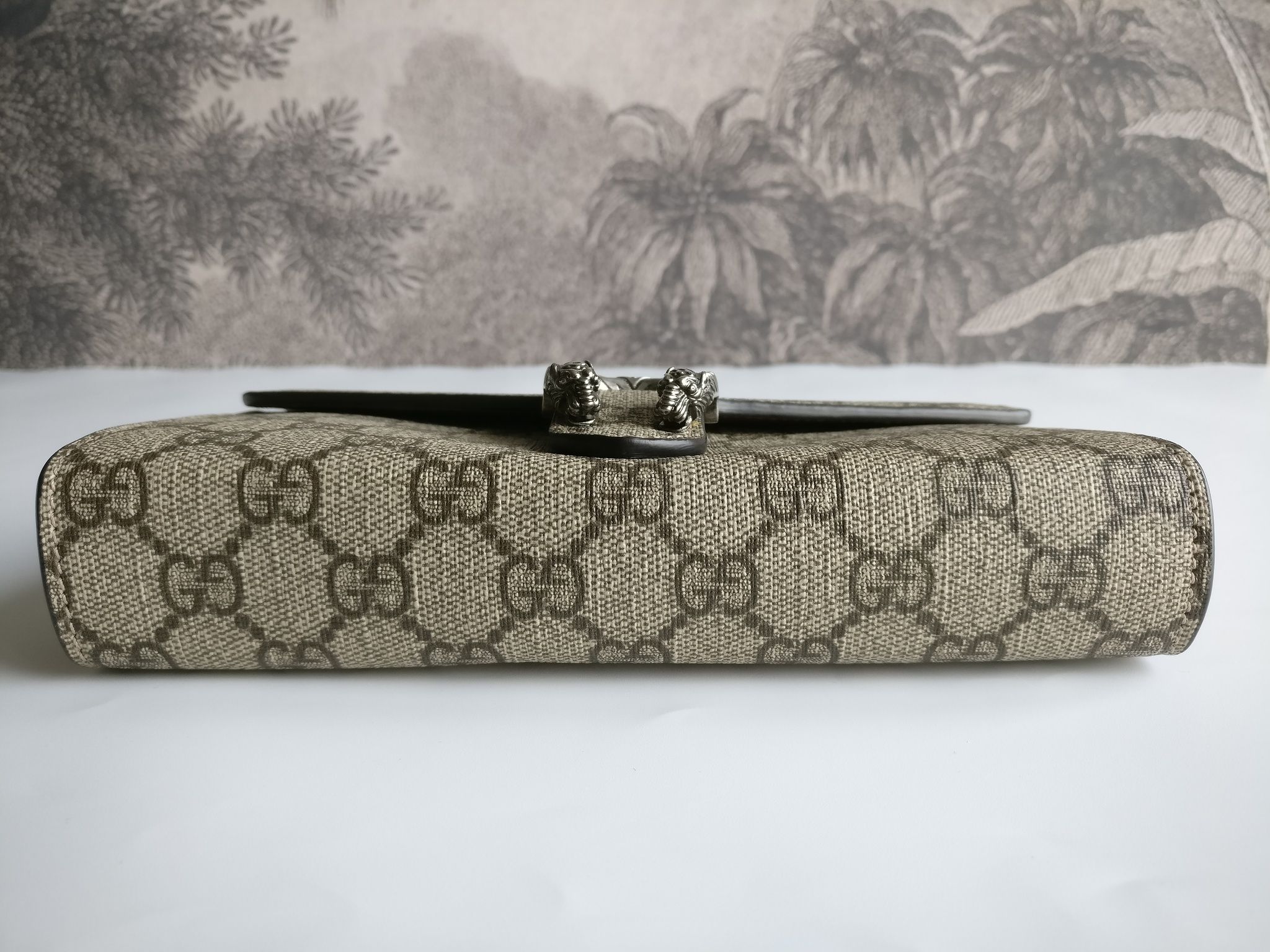 Gucci Dionysus GG Supreme Chain Wallet