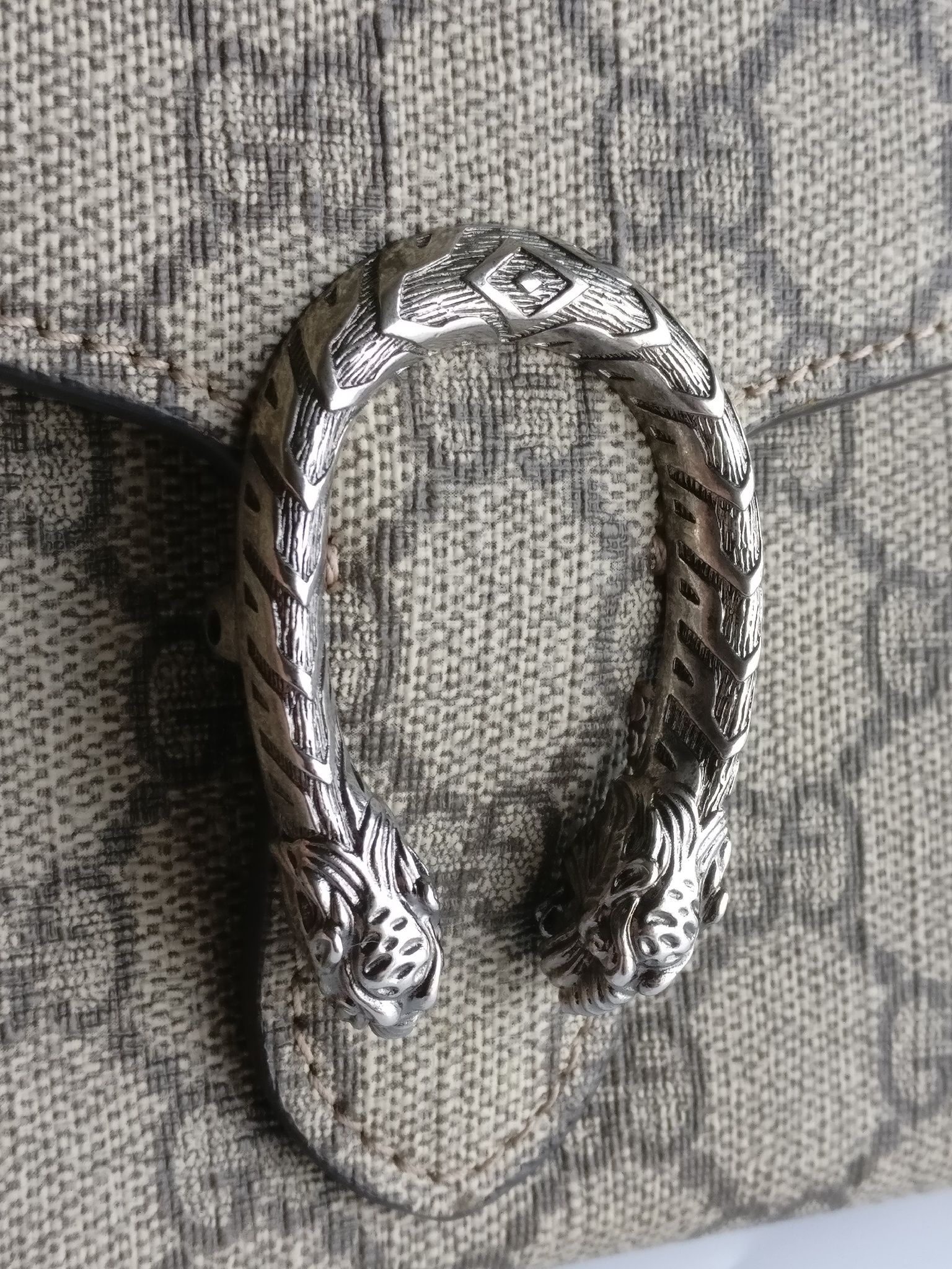 Gucci Dionysus GG Supreme Chain Wallet