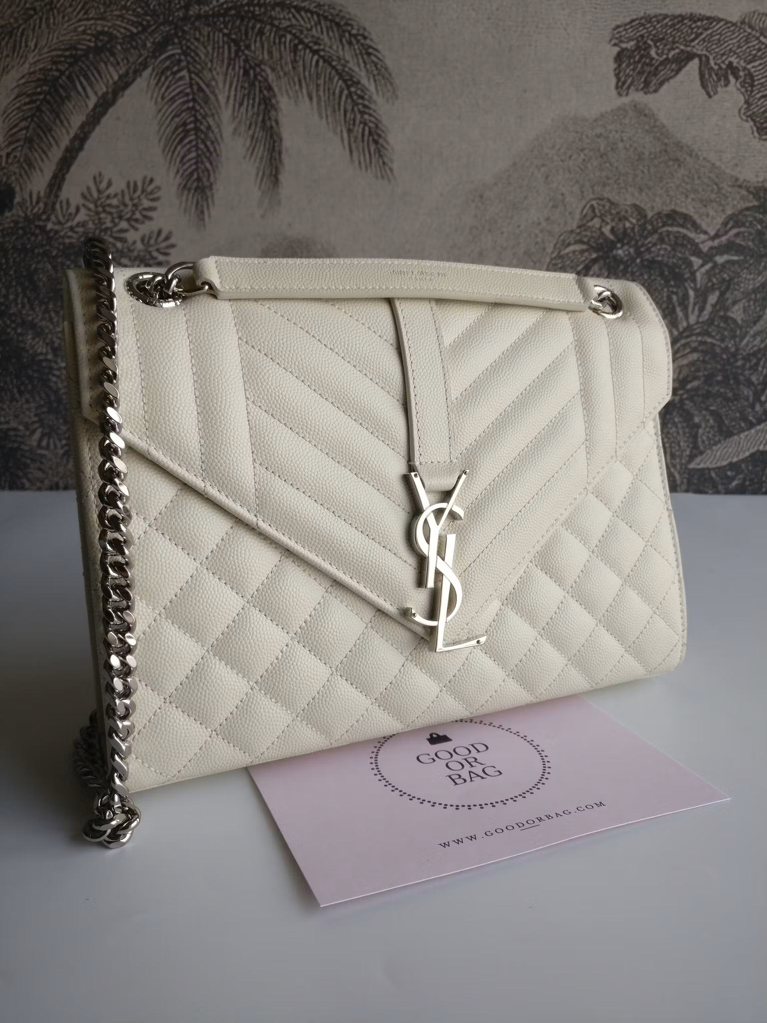 Saint Laurent Envelope Medium