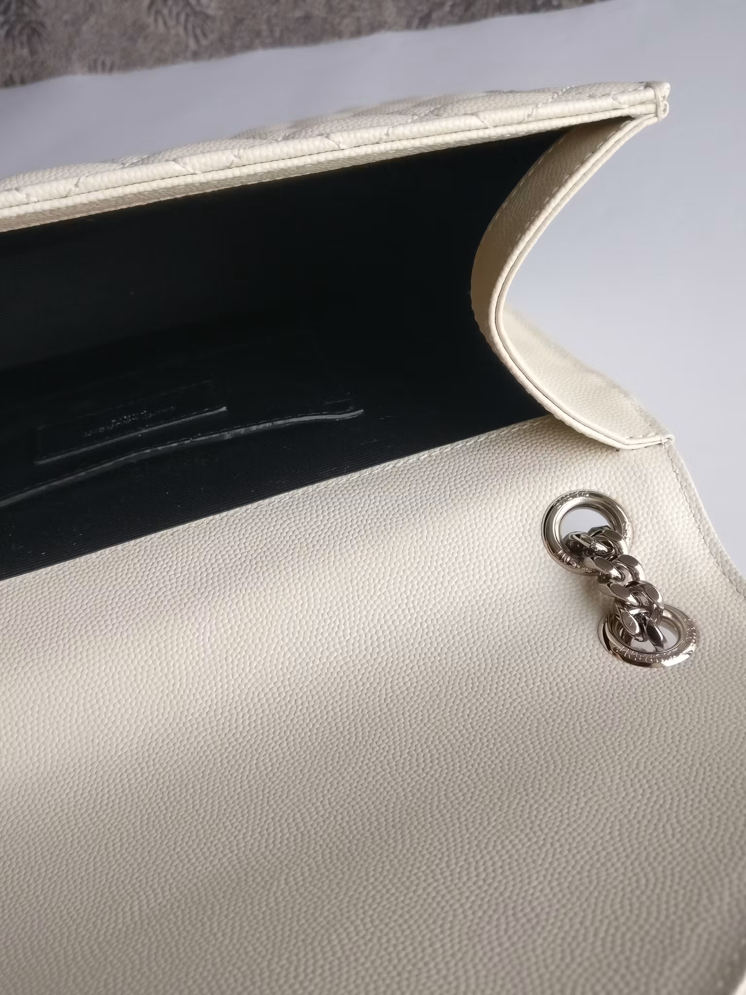 Saint Laurent Envelope Medium