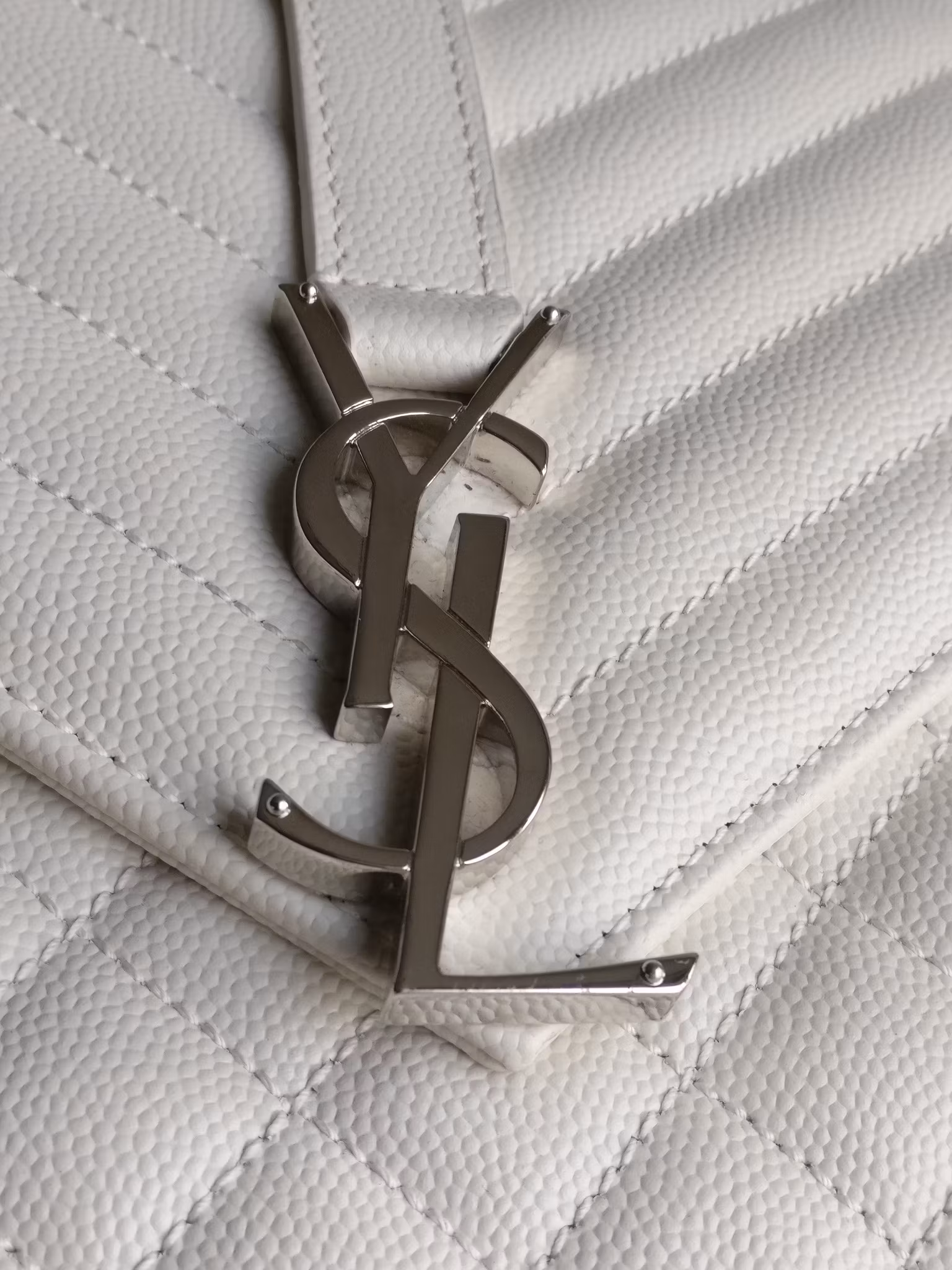 Saint Laurent Envelope Medium
