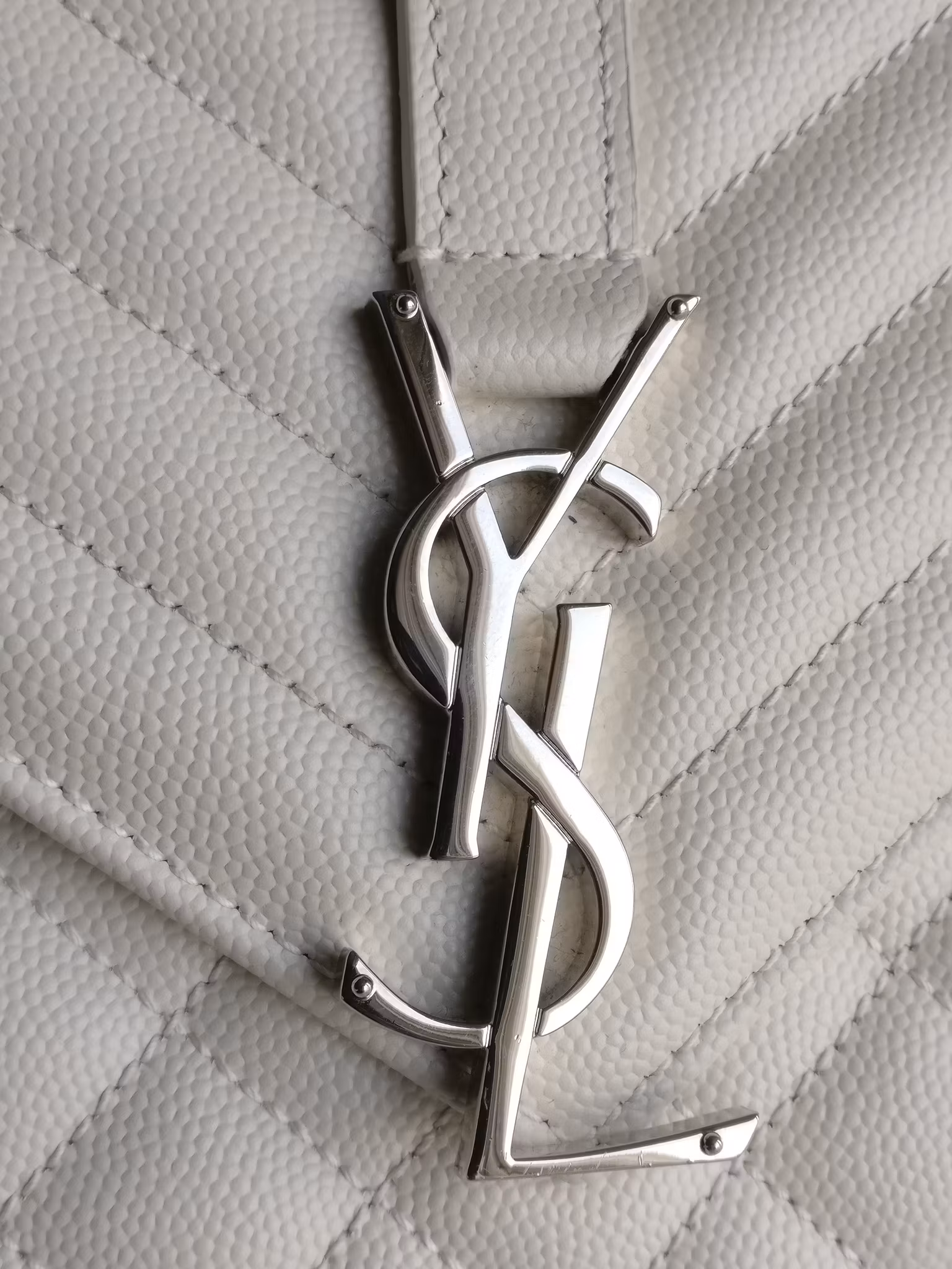 Saint Laurent Envelope Medium