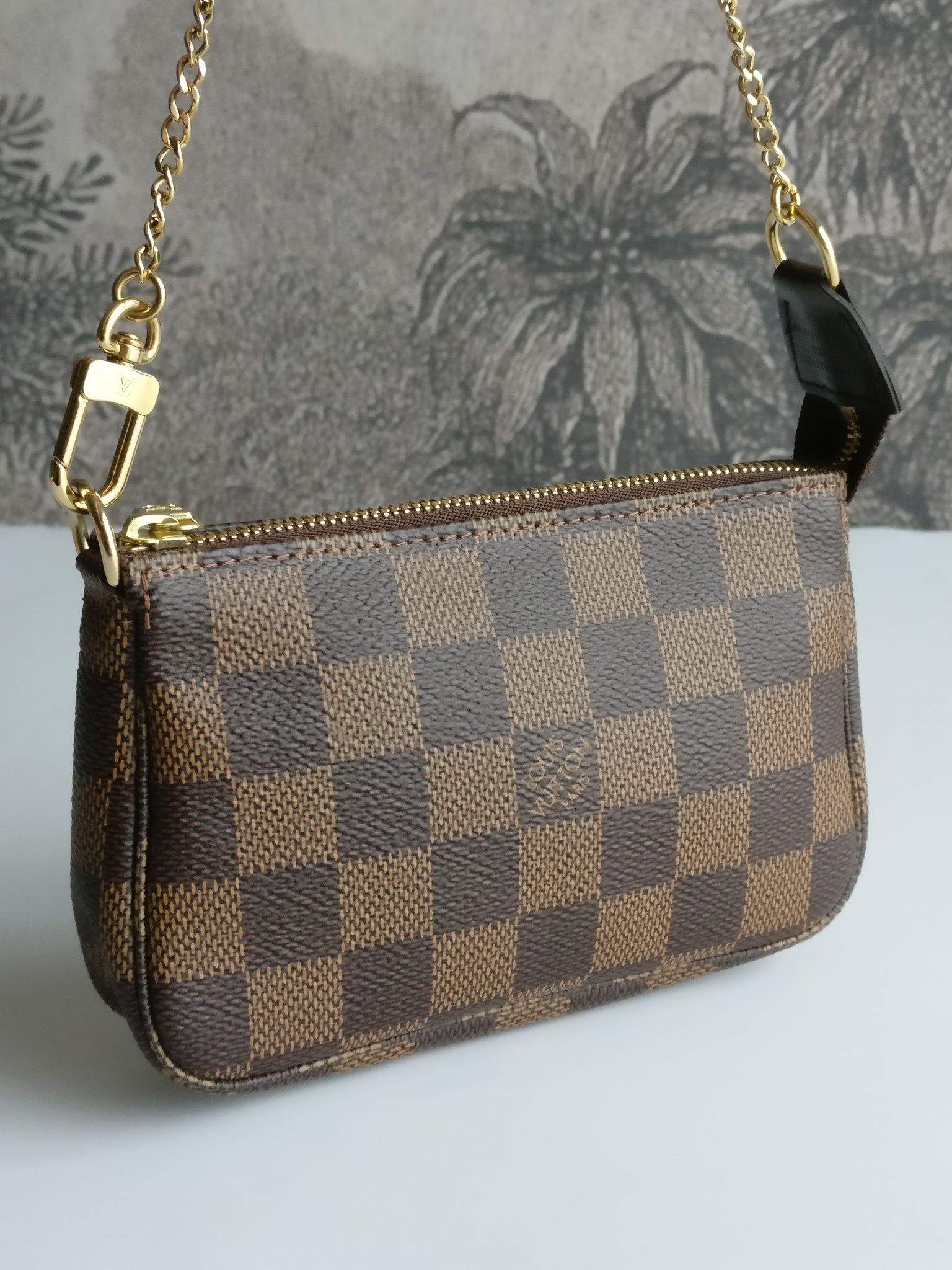 Louis Vuitton Mini Pochette Accessoires