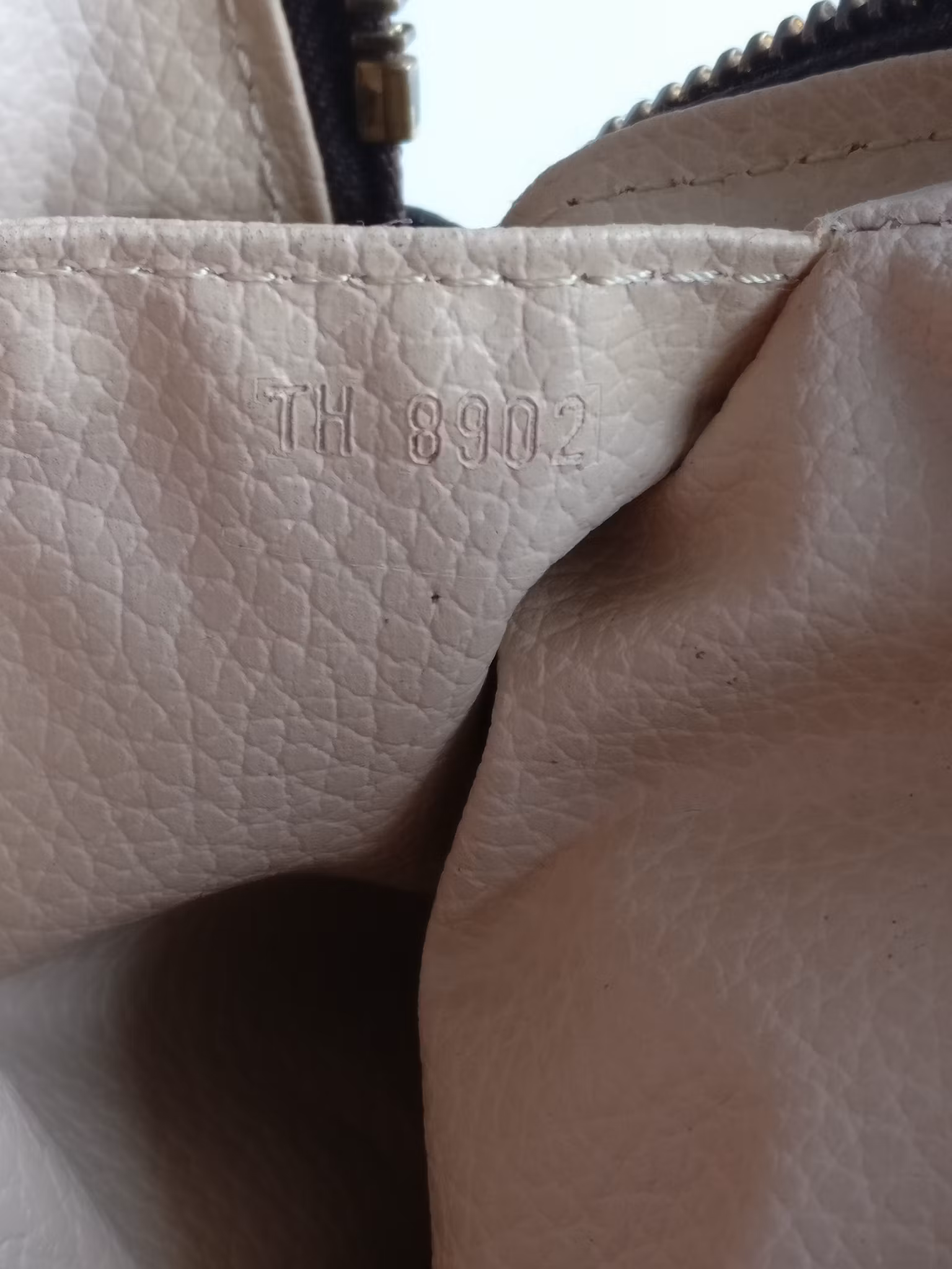 Louis Vuitton Trousse Toilette 23