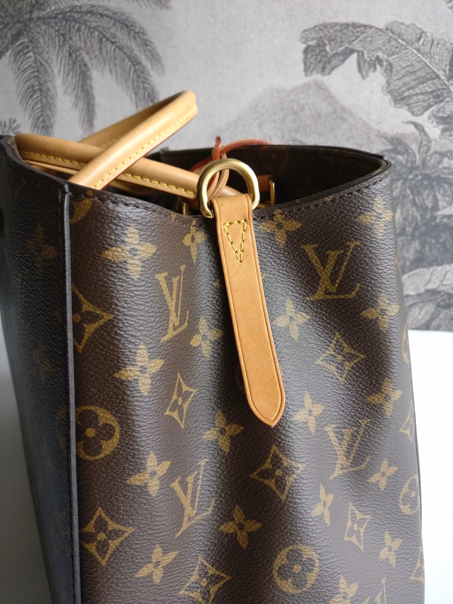 Louis Vuitton Montaigne GM