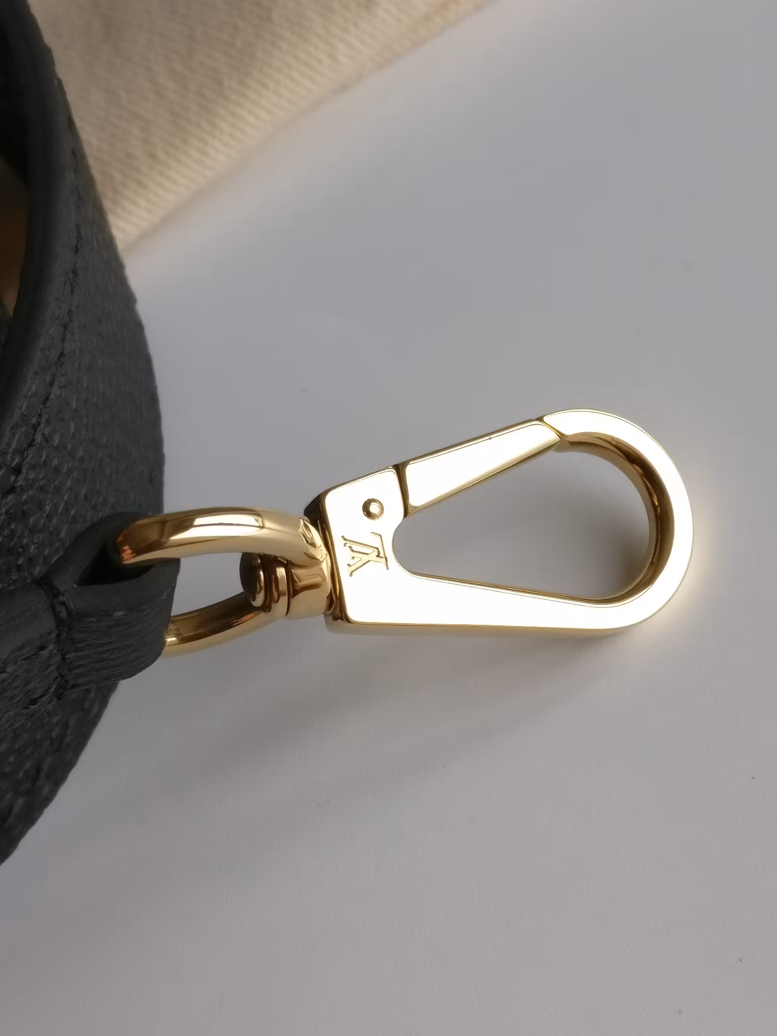 Louis Vuitton Neo Alma BB empreinte Noir