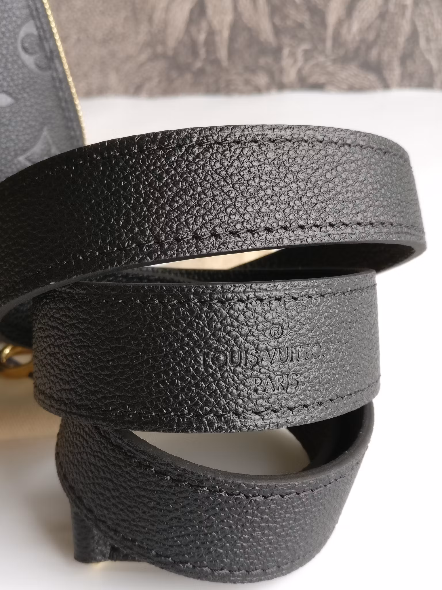 Louis Vuitton Neo Alma BB empreinte Noir