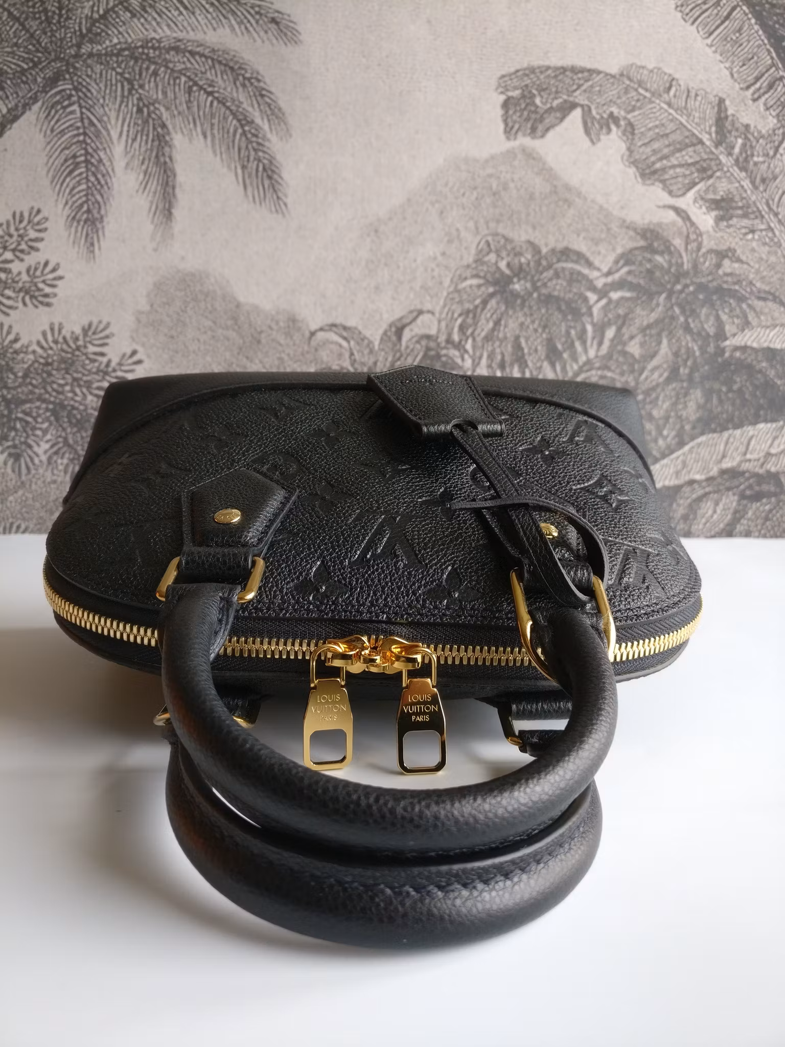 Louis Vuitton Neo Alma BB empreinte Noir