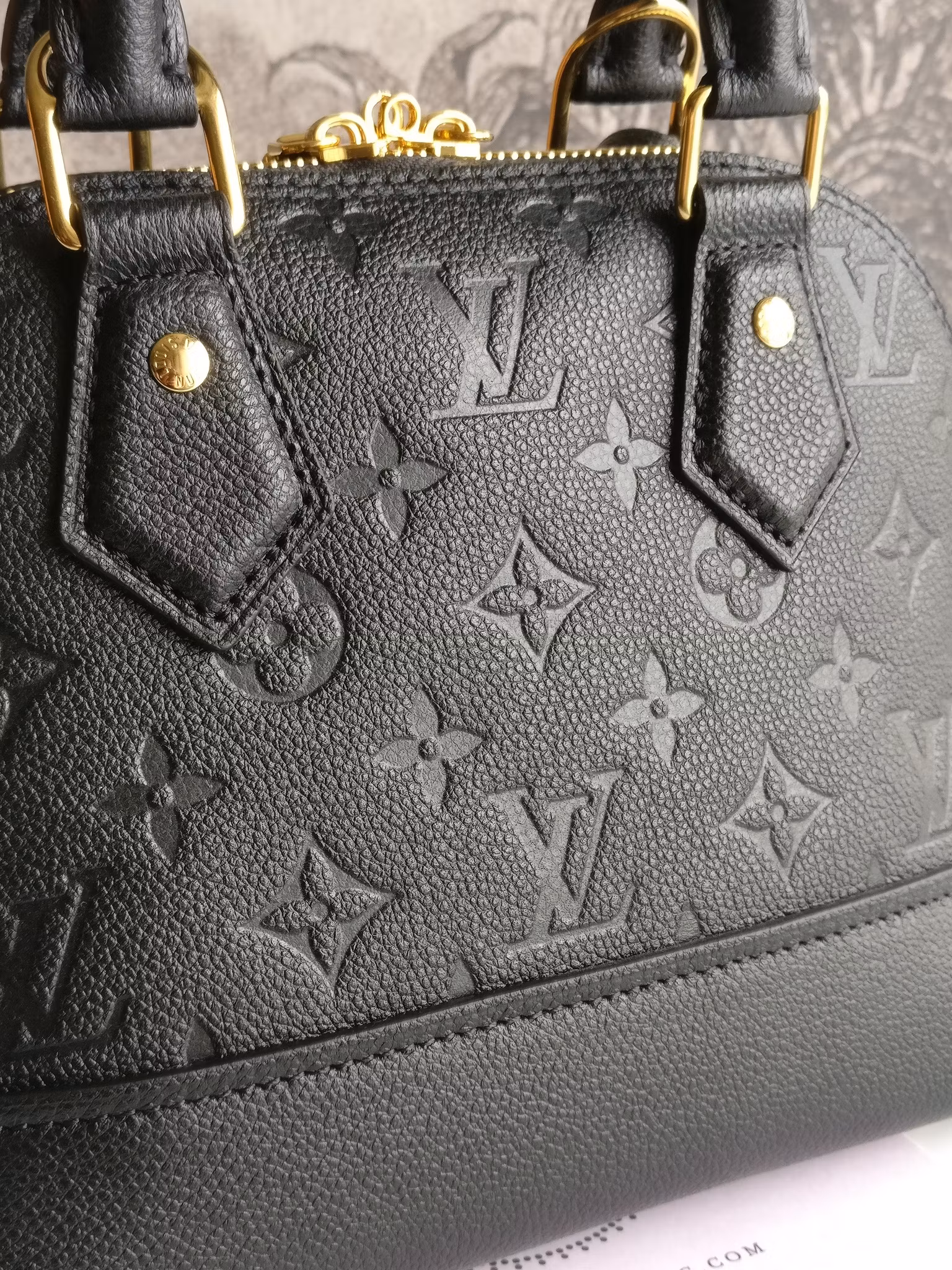 Louis Vuitton Neo Alma BB empreinte Noir