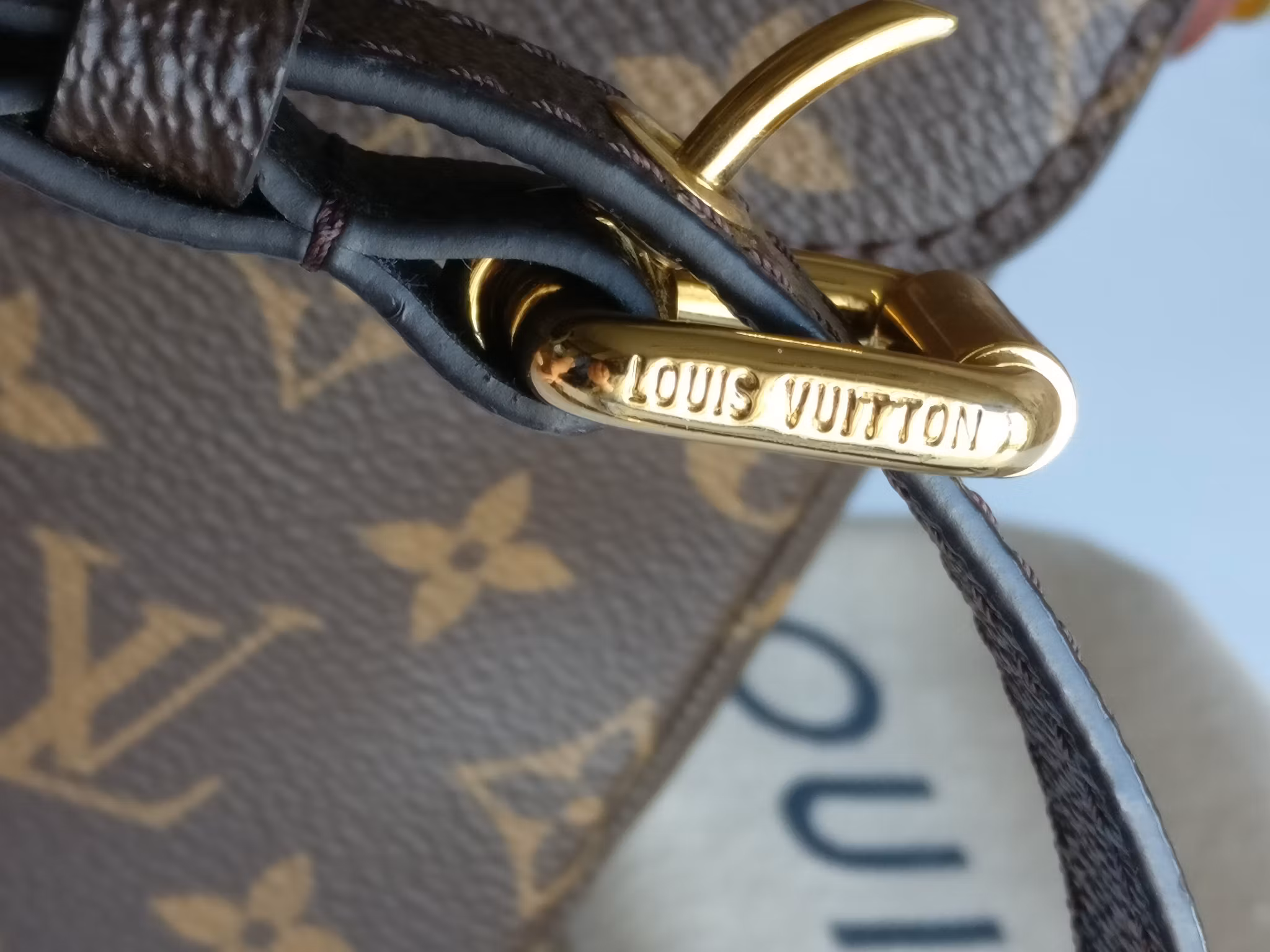 Louis Vuitton Pochette Metis