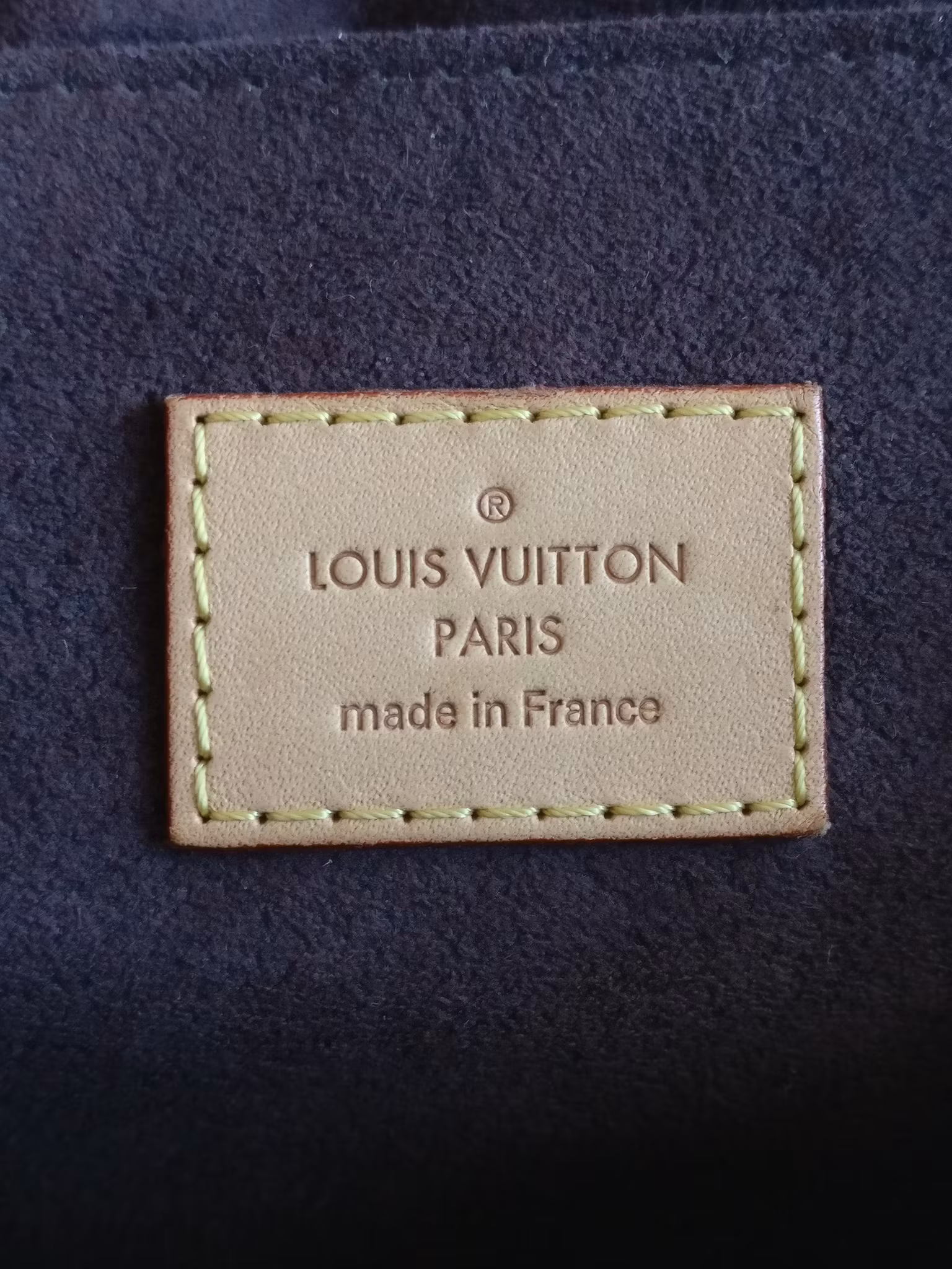 Louis Vuitton Pochette Metis