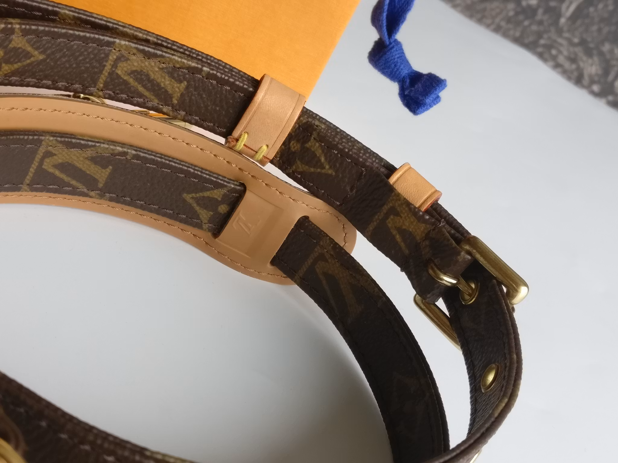 Louis Vuitton Shoulder strap