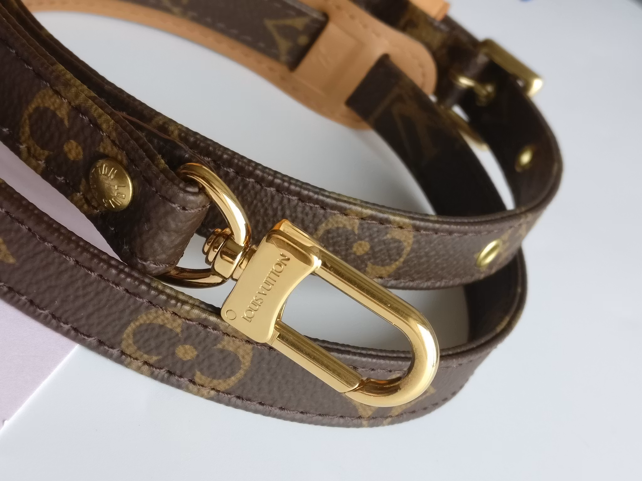 Louis Vuitton Shoulder strap