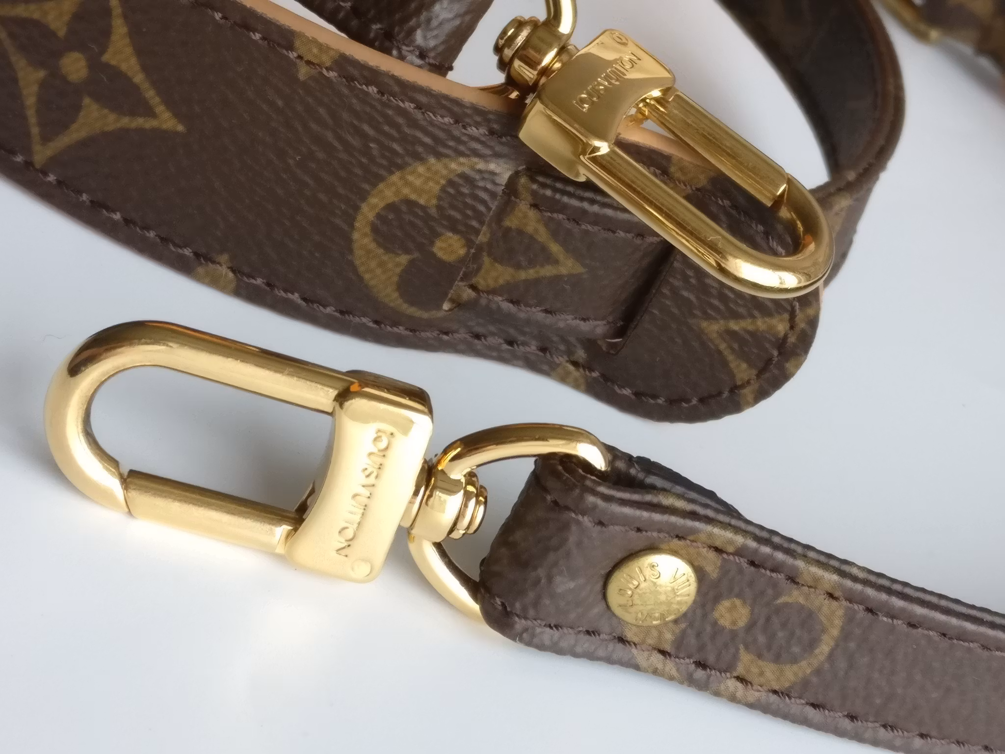 Louis Vuitton Shoulder strap