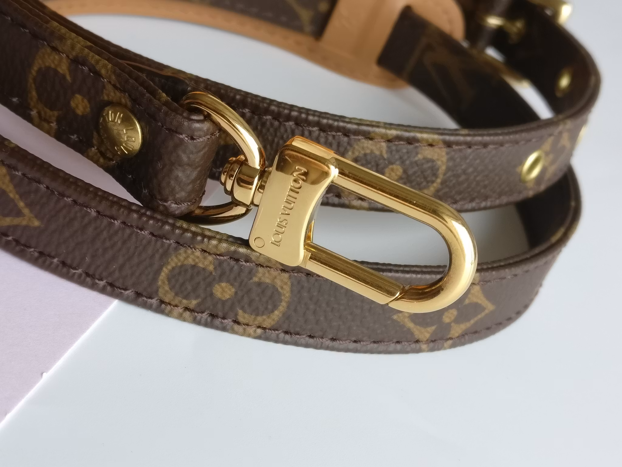 Louis Vuitton Shoulder strap