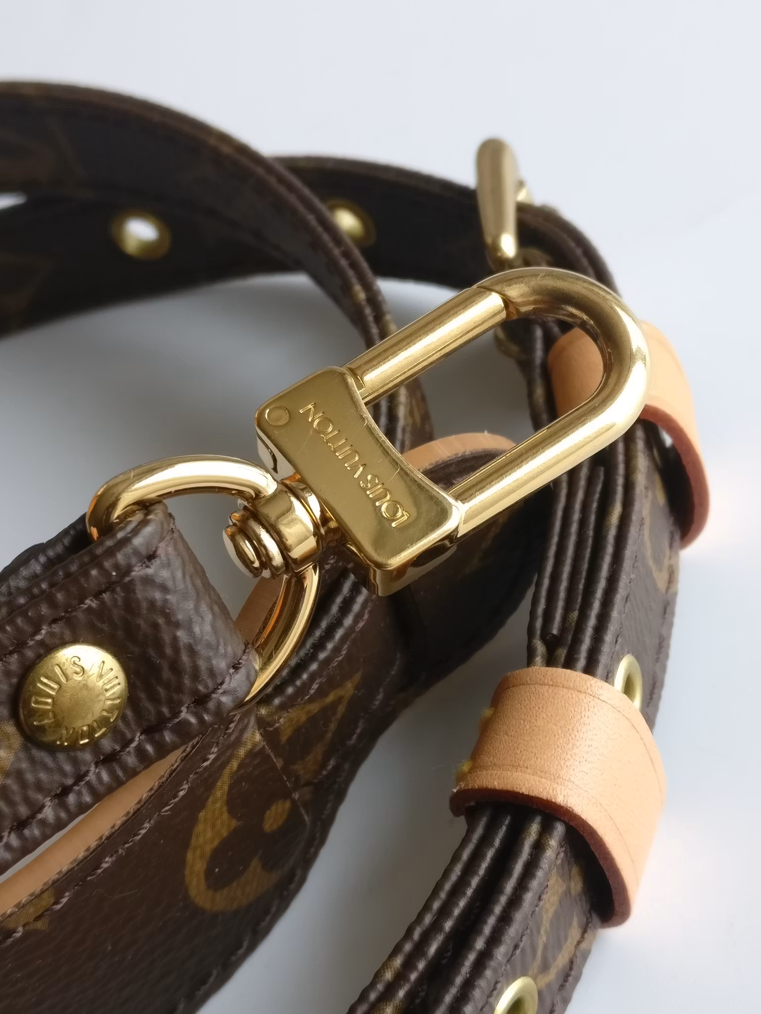 Louis Vuitton Shoulder strap