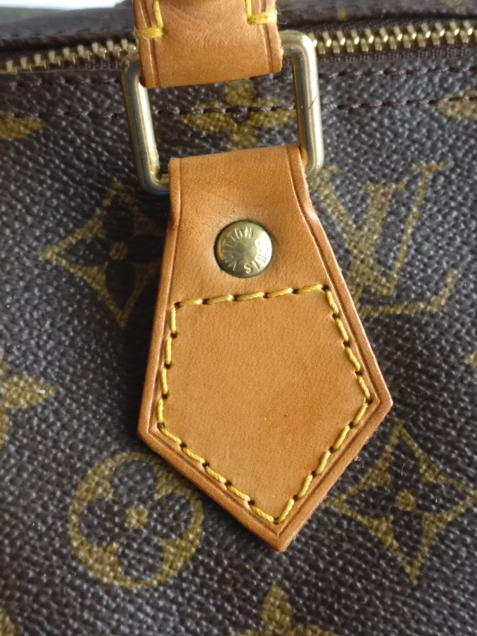 Louis Vuitton Speedy 40