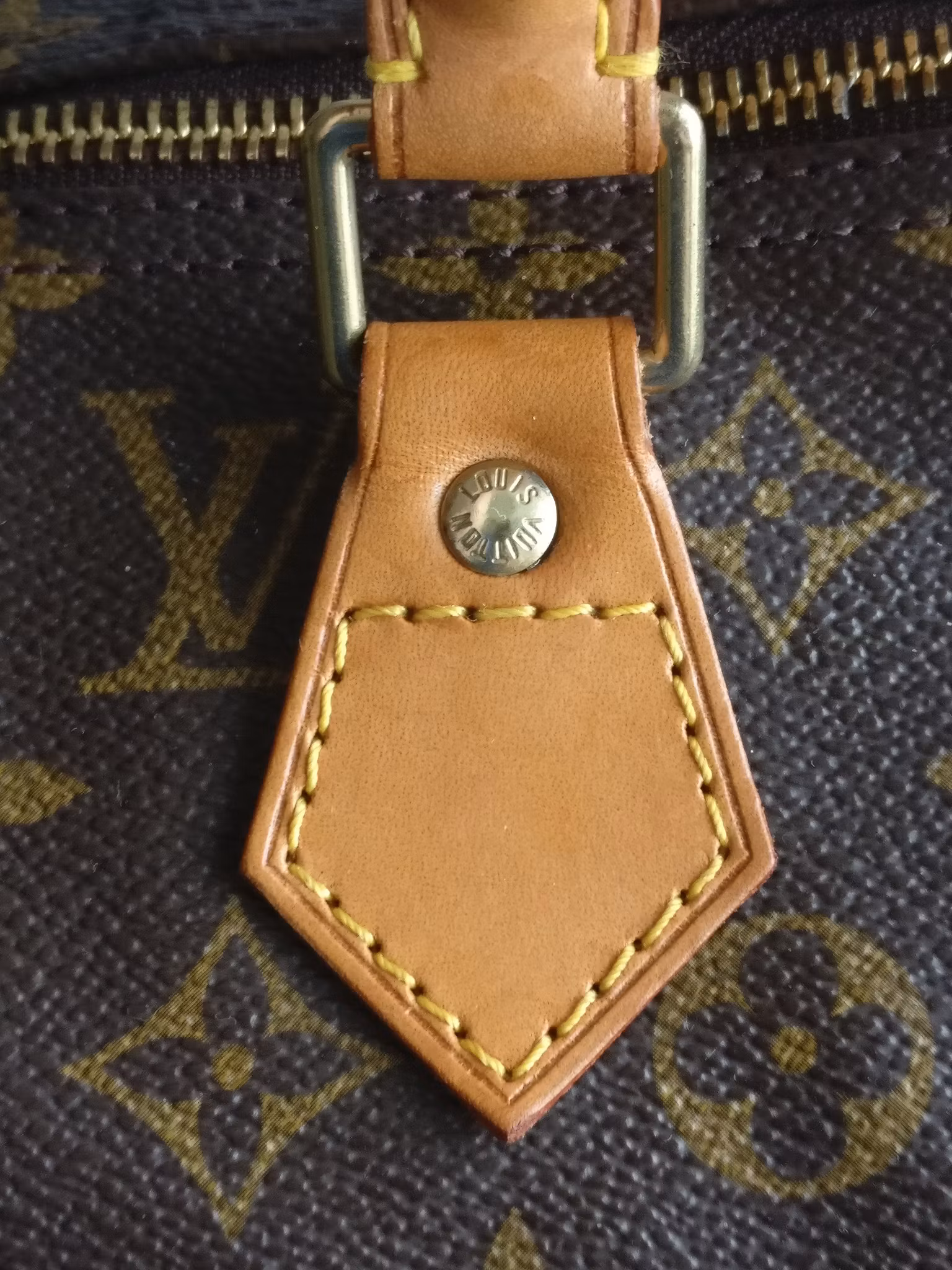 Louis Vuitton Speedy 40