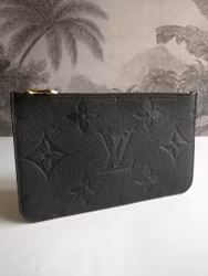 Louis Vuitton Neverfull empreinte clutch