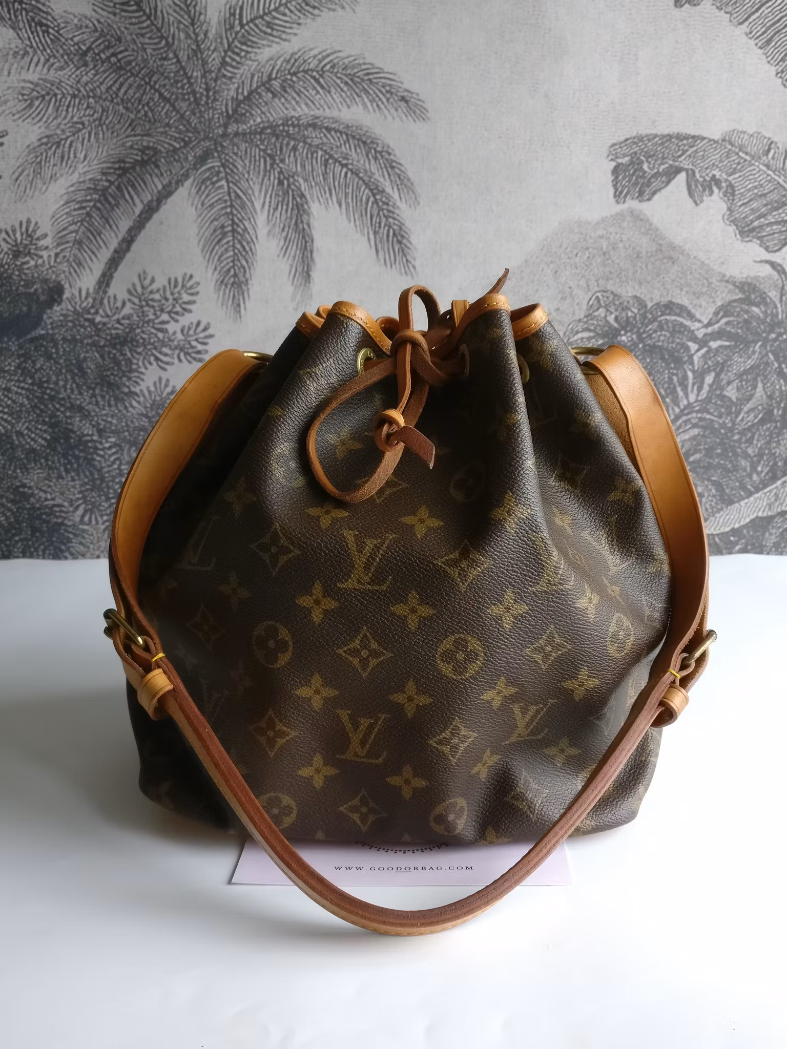 Louis Vuitton Petit Noé
