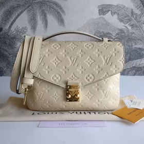 Louis Vuitton Pochette Metis empreinte