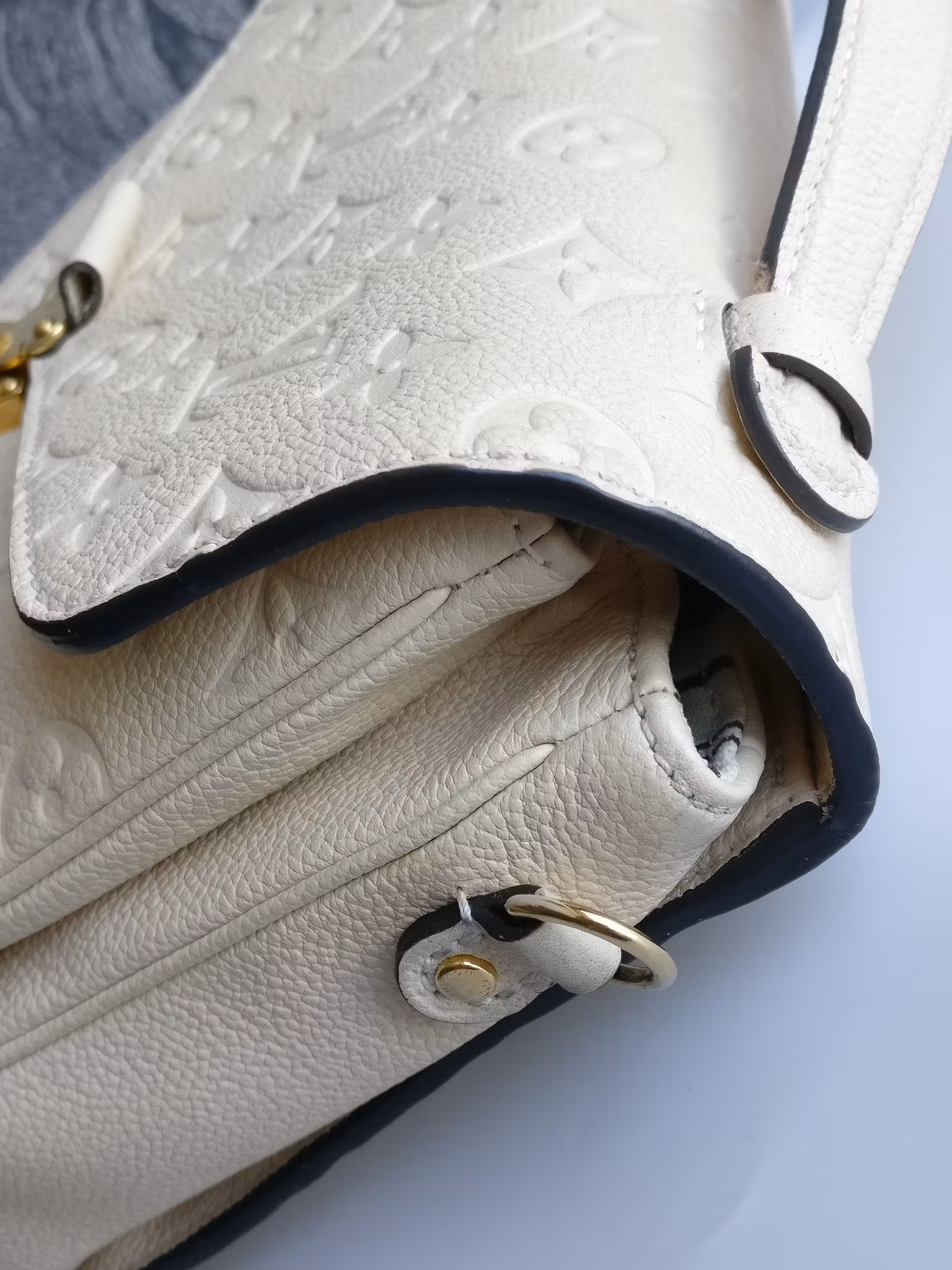Louis Vuitton Pochette Metis empreinte
