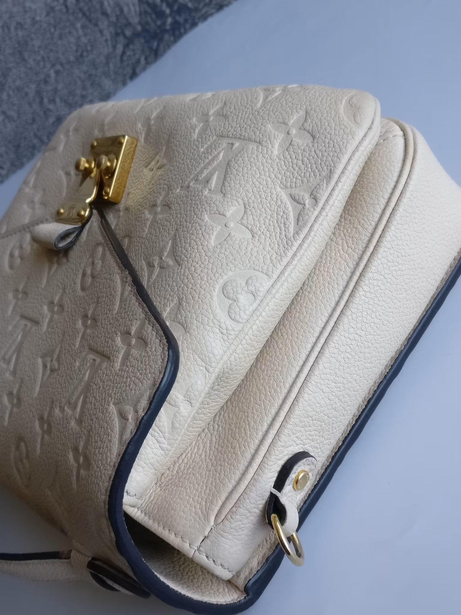 Louis Vuitton Pochette Metis empreinte