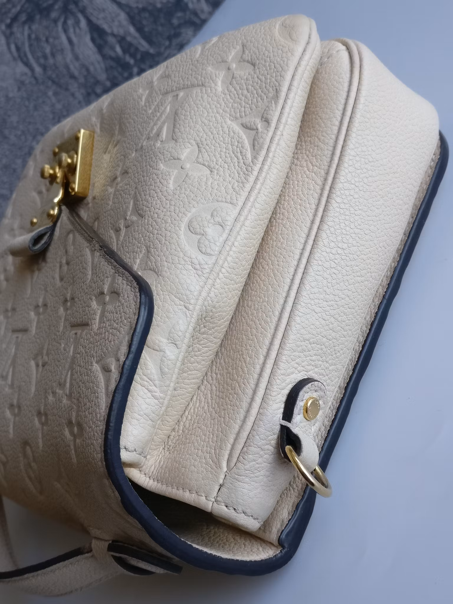 Louis Vuitton Pochette Metis empreinte