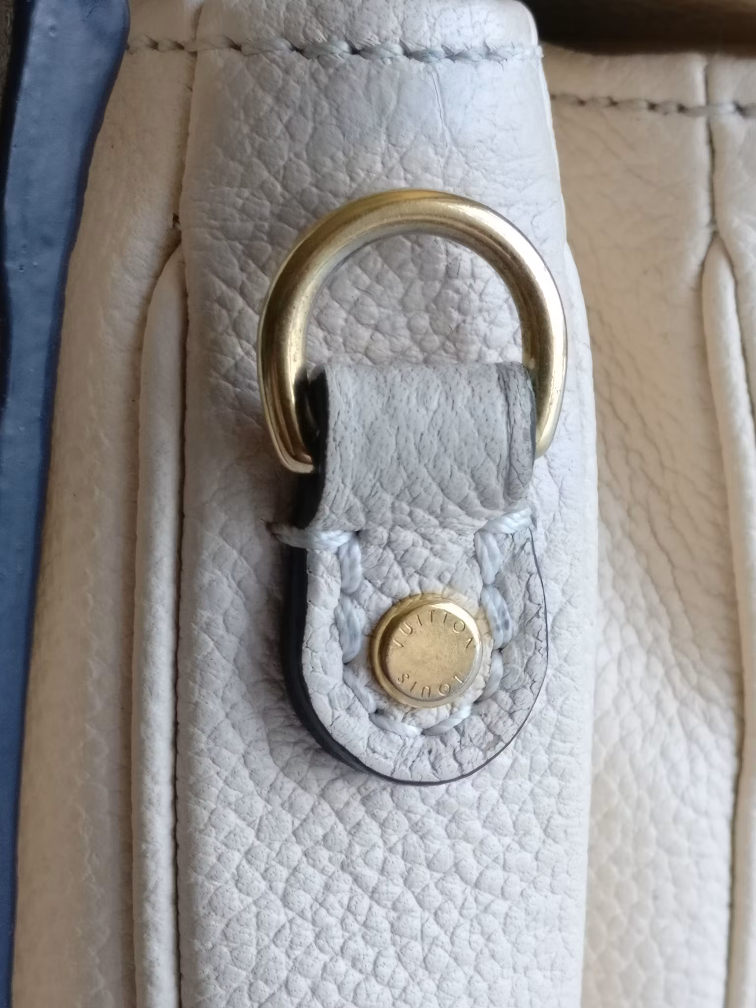 Louis Vuitton Pochette Metis empreinte