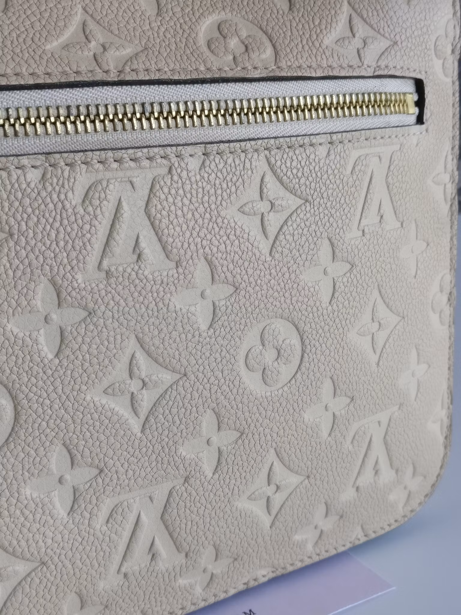 Louis Vuitton Pochette Metis empreinte