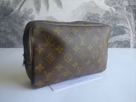 Louis Vuitton Trousse Toilette 23
