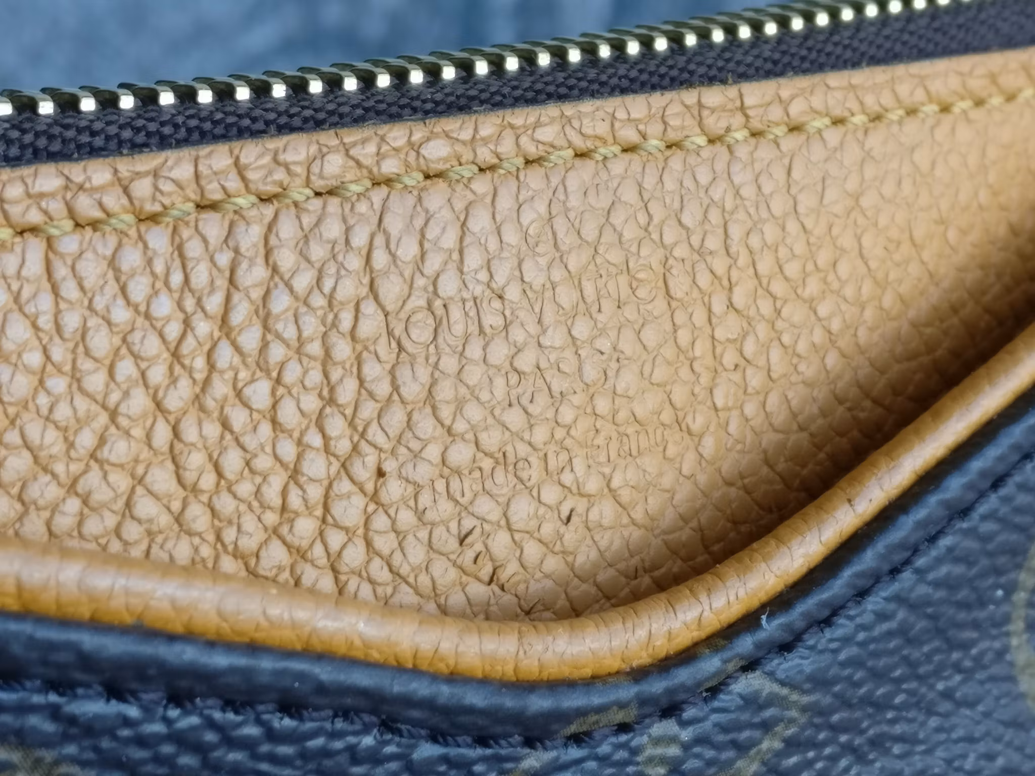 Louis Vuitton Pochette Pallas Uniformes