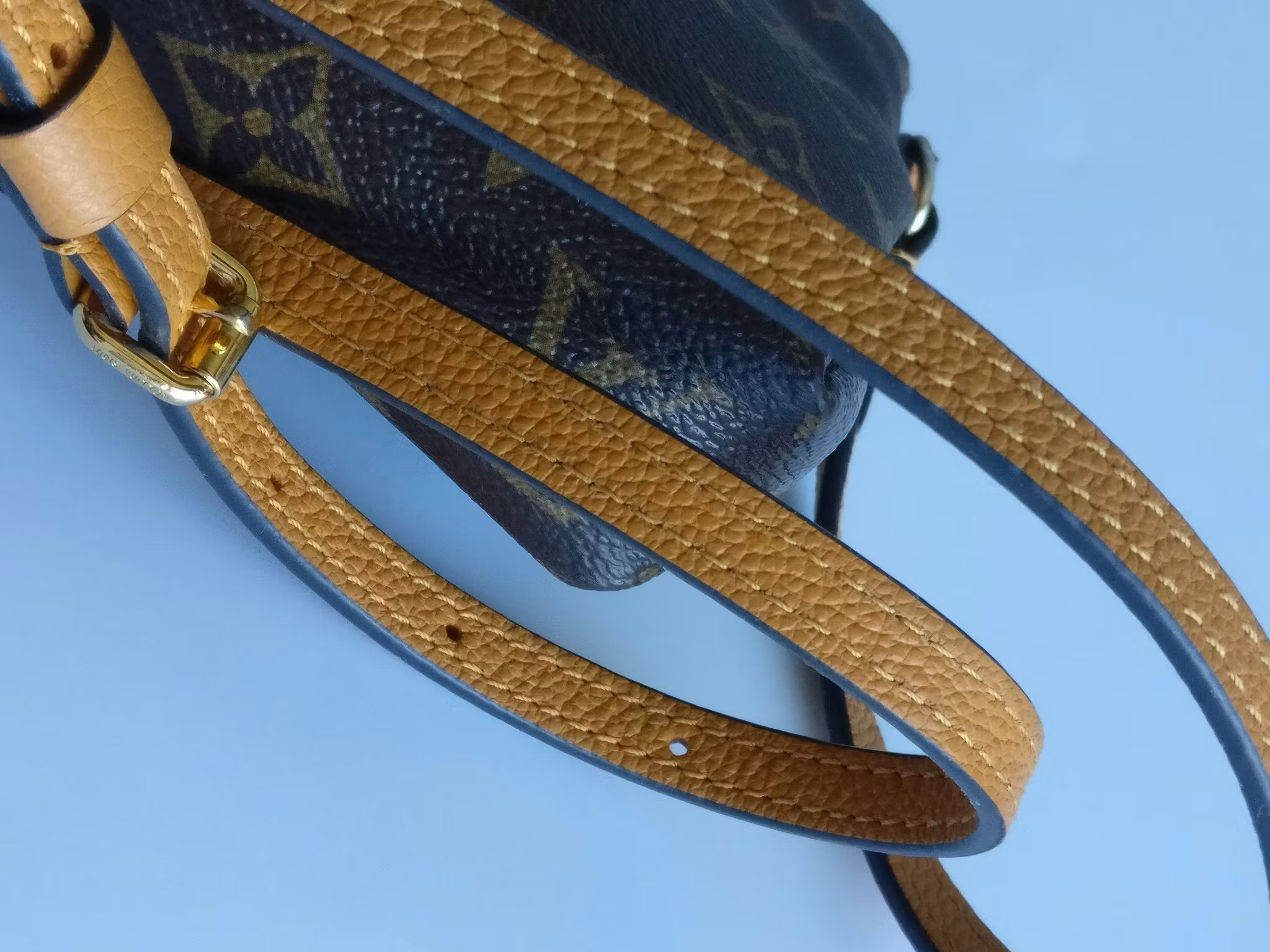 Louis Vuitton Pochette Pallas Uniformes