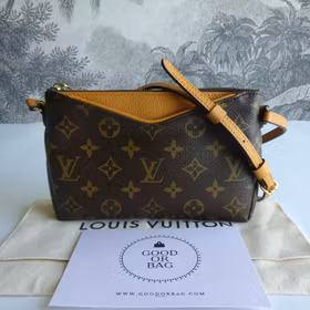 Louis Vuitton Pochette Pallas Uniformes