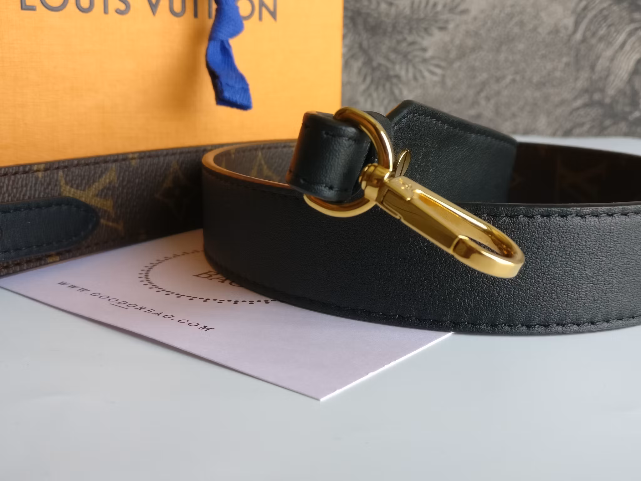 Louis Vuitton Bandouliere XL shoulder strap