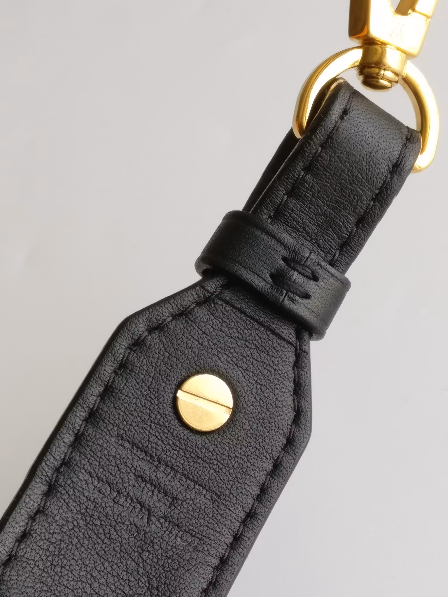 Louis Vuitton Bandouliere XL shoulder strap
