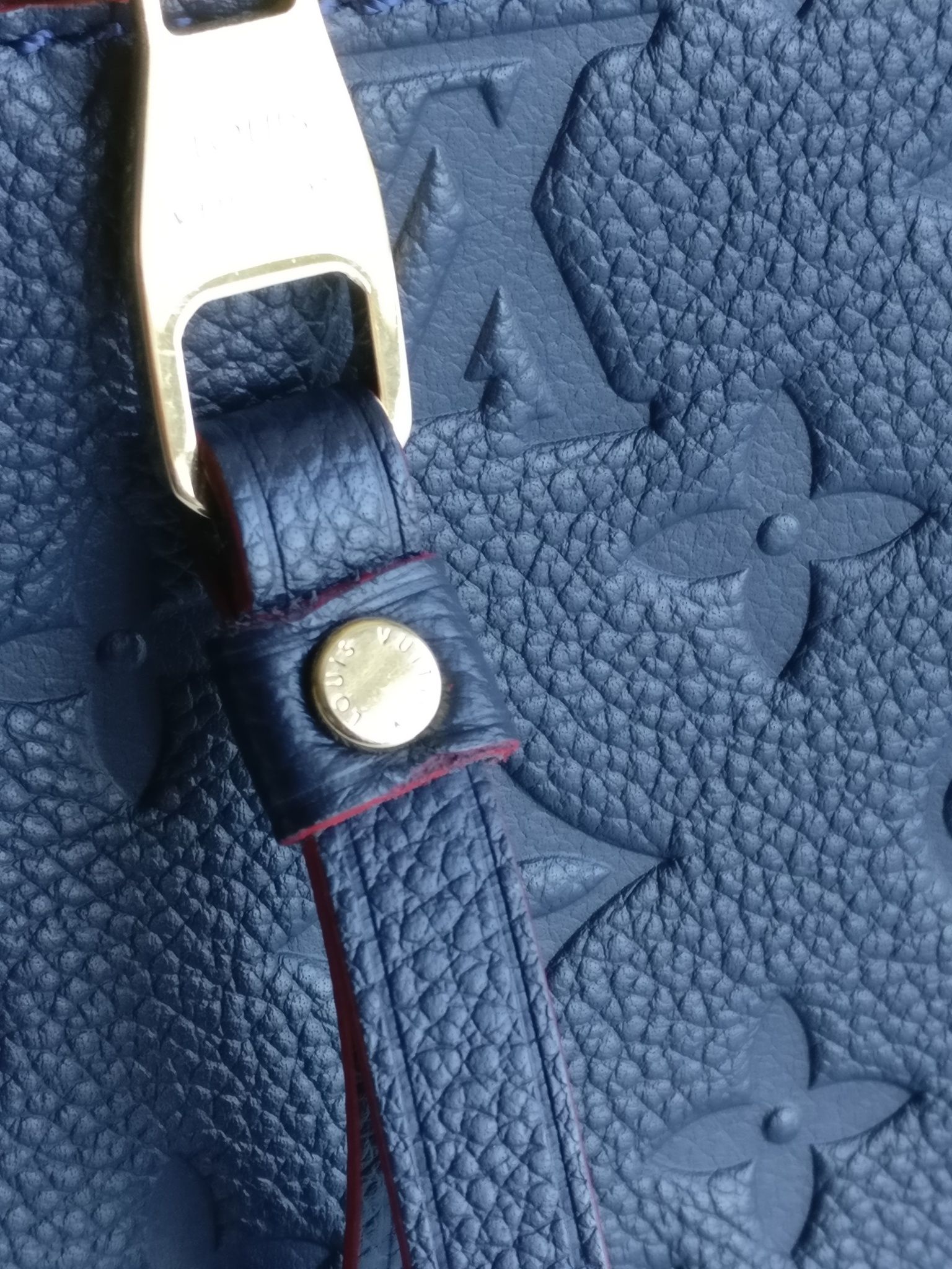 Louis Vuitton Pochette Metis empreinte blue