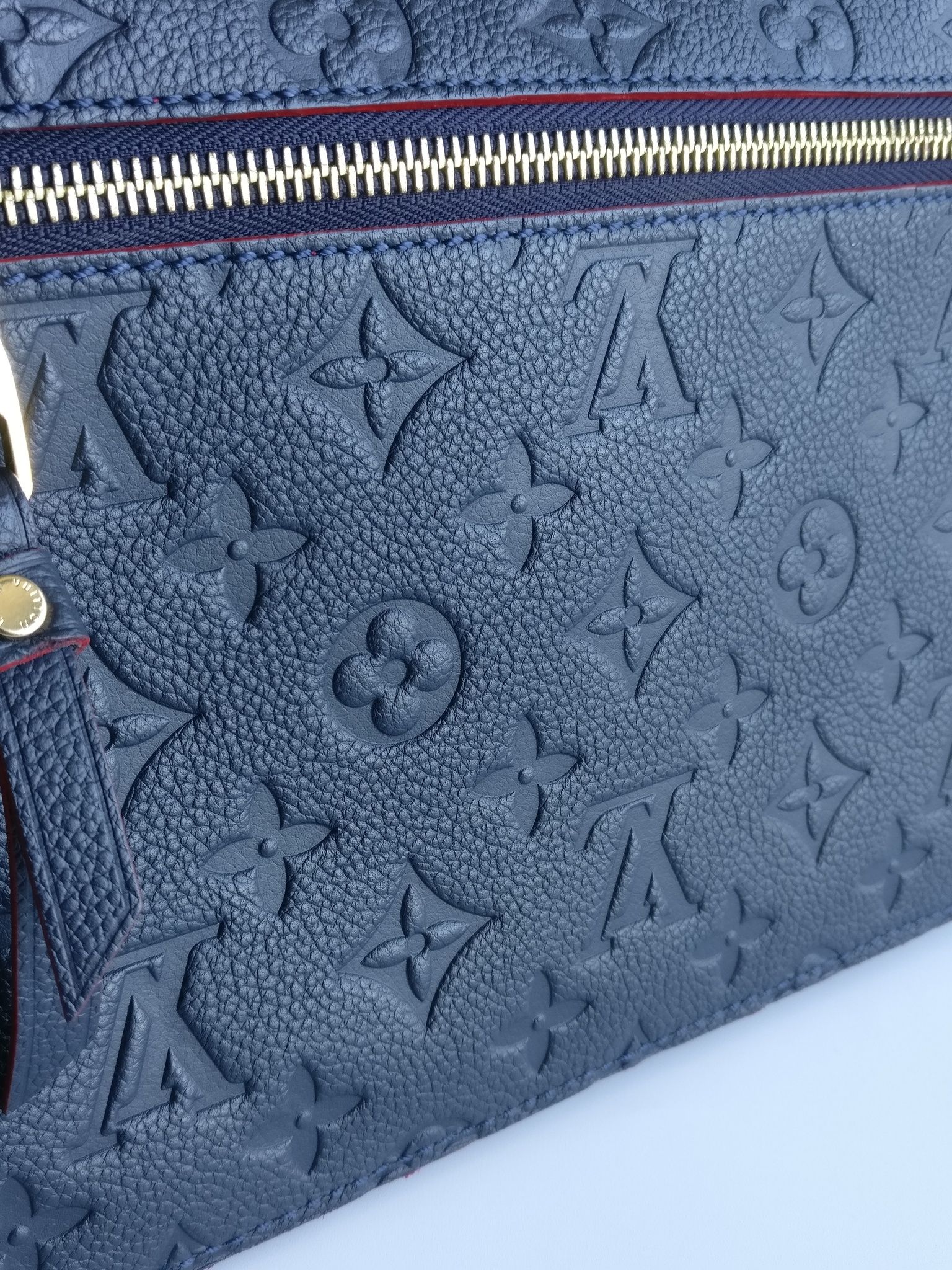 Louis Vuitton Pochette Metis empreinte blue