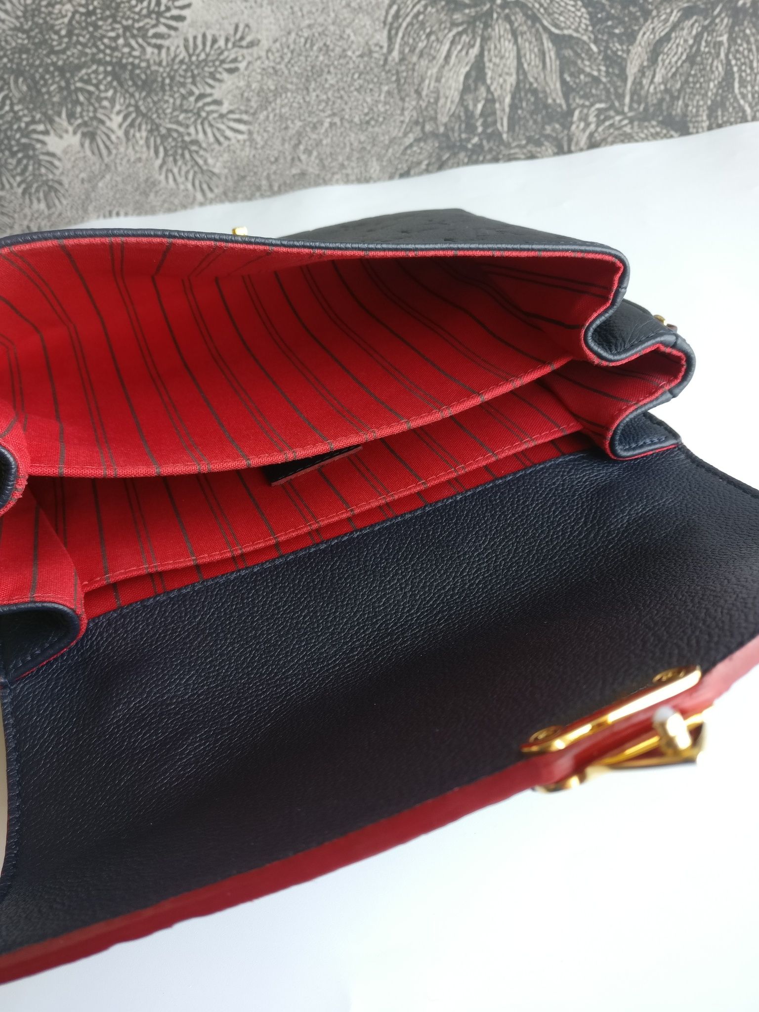 Louis Vuitton Pochette Metis empreinte blue