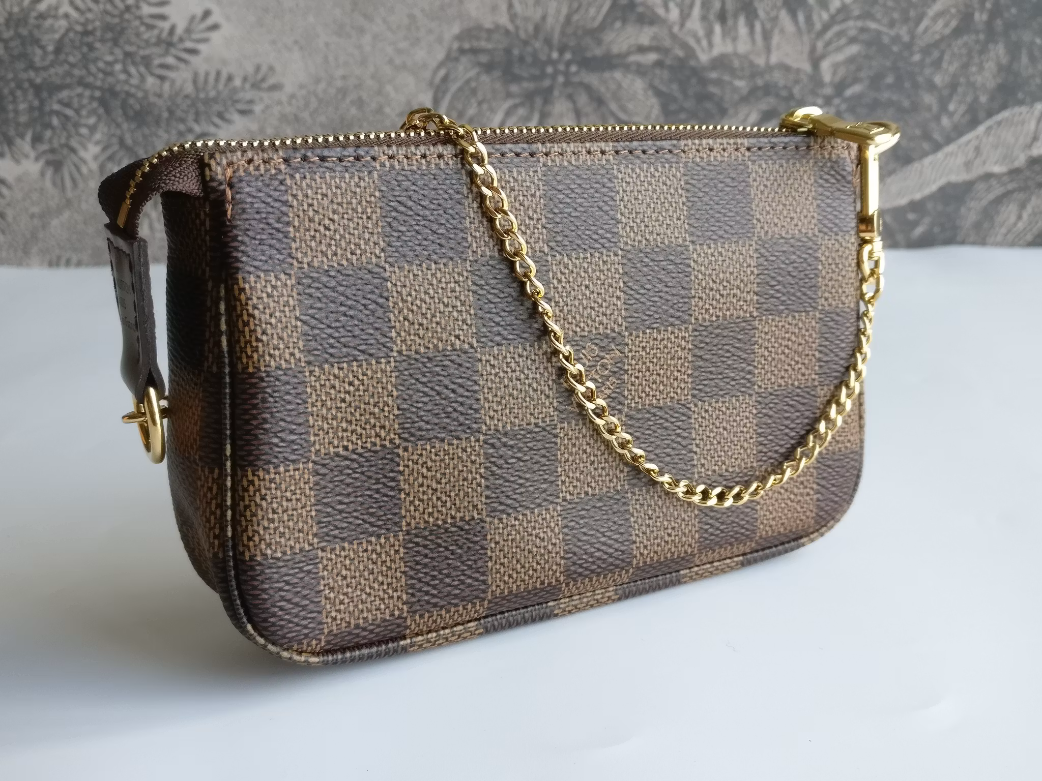 Louis Vuitton Mini Pochette Accessoires