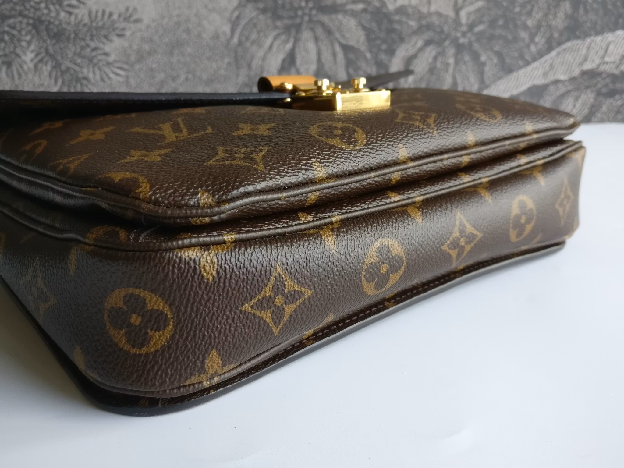 Louis Vuitton Pochette Metis