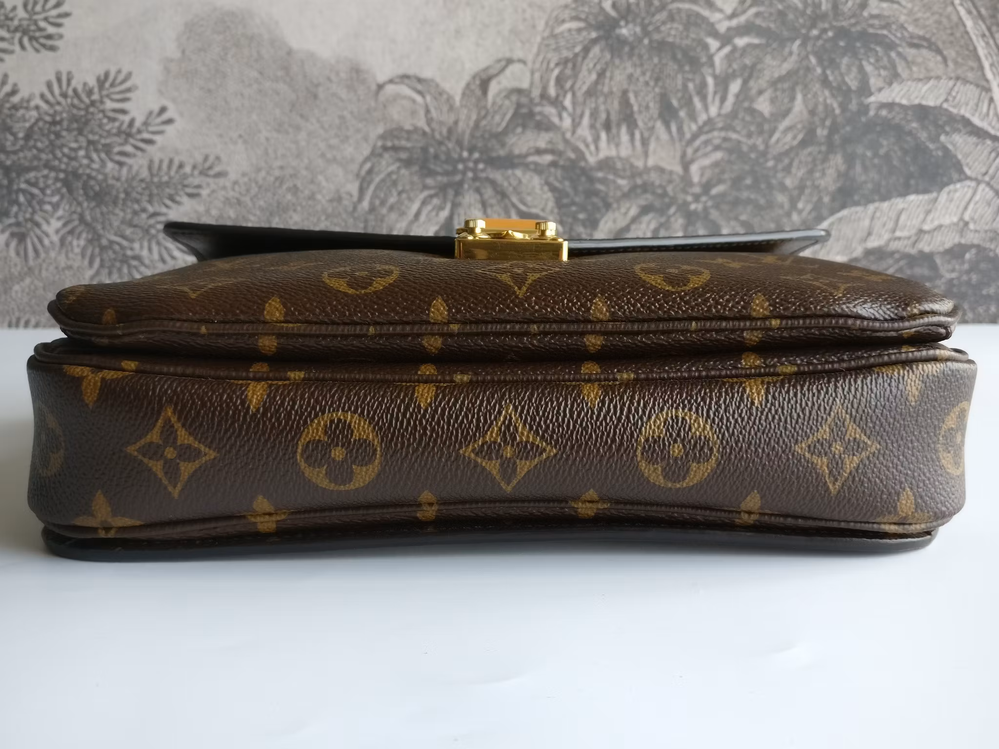 Louis Vuitton Pochette Metis