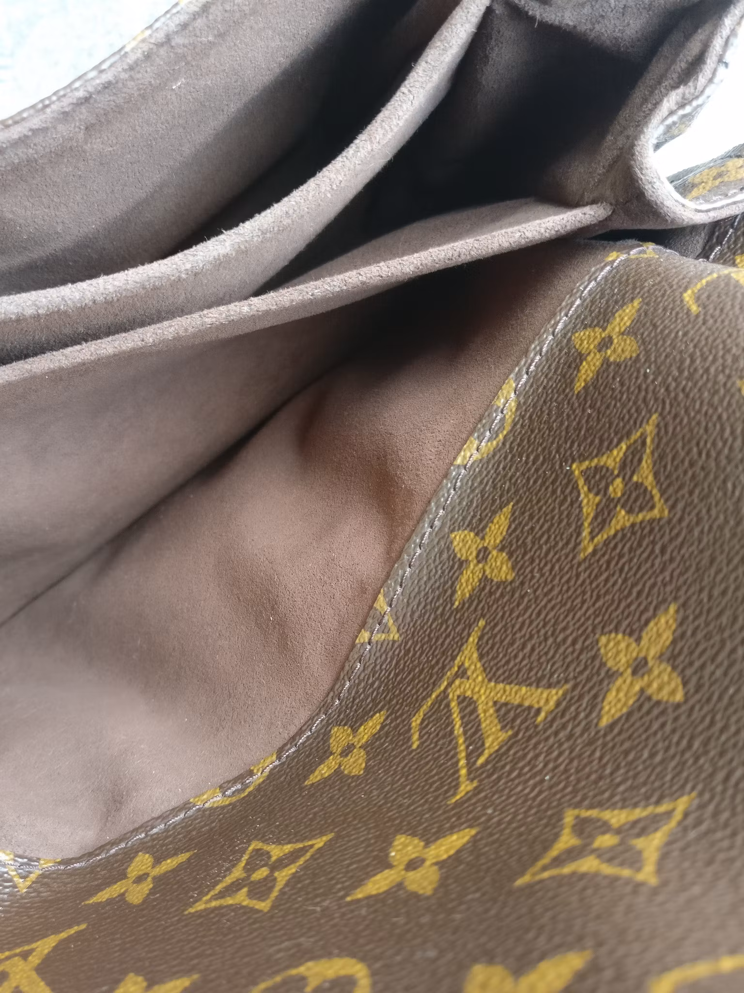 Louis Vuitton Pochette Metis