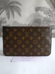 Louis Vuitton Neverfull MM pochette