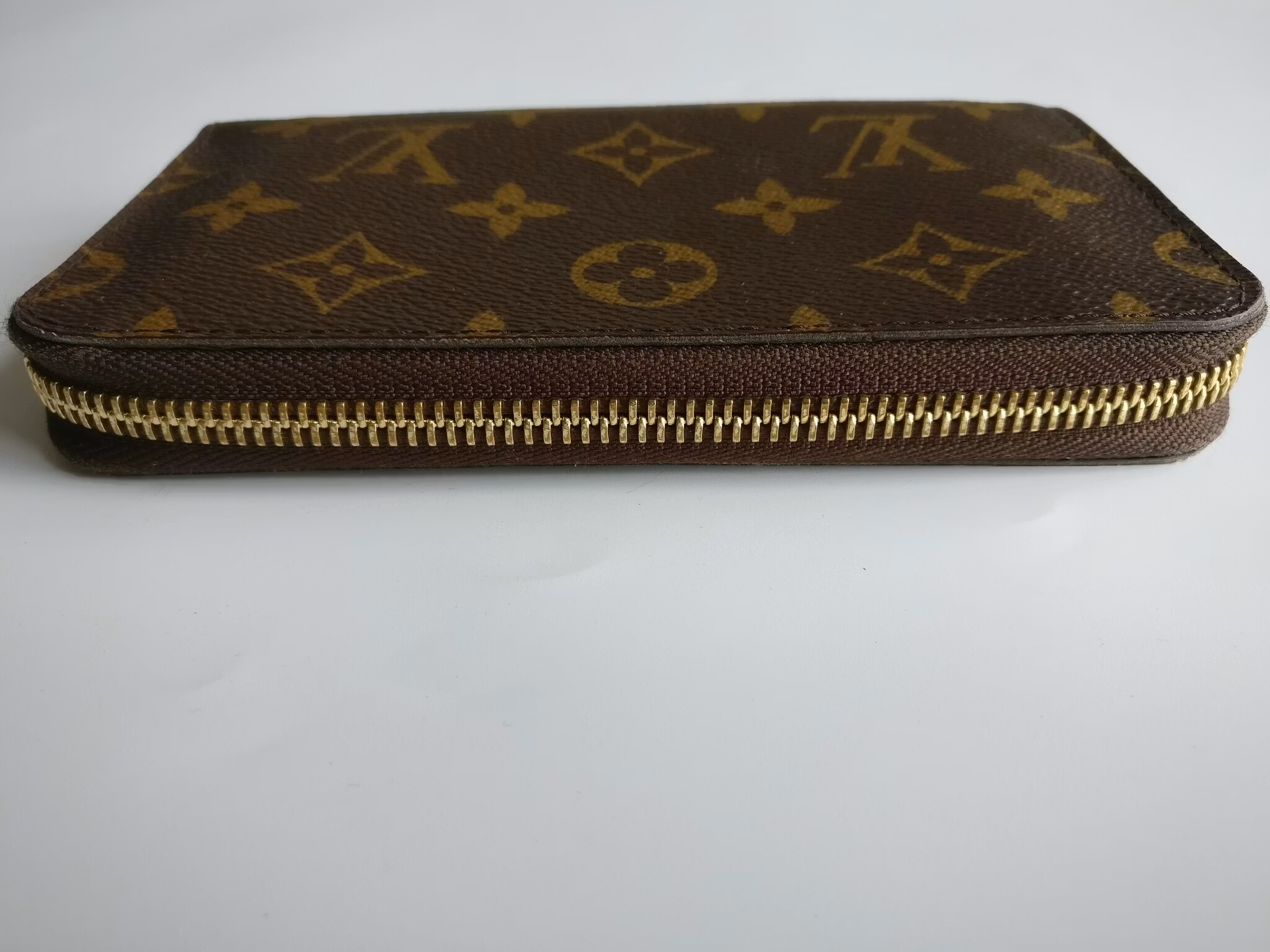 Louis Vuitton Compact Zippy Wallet