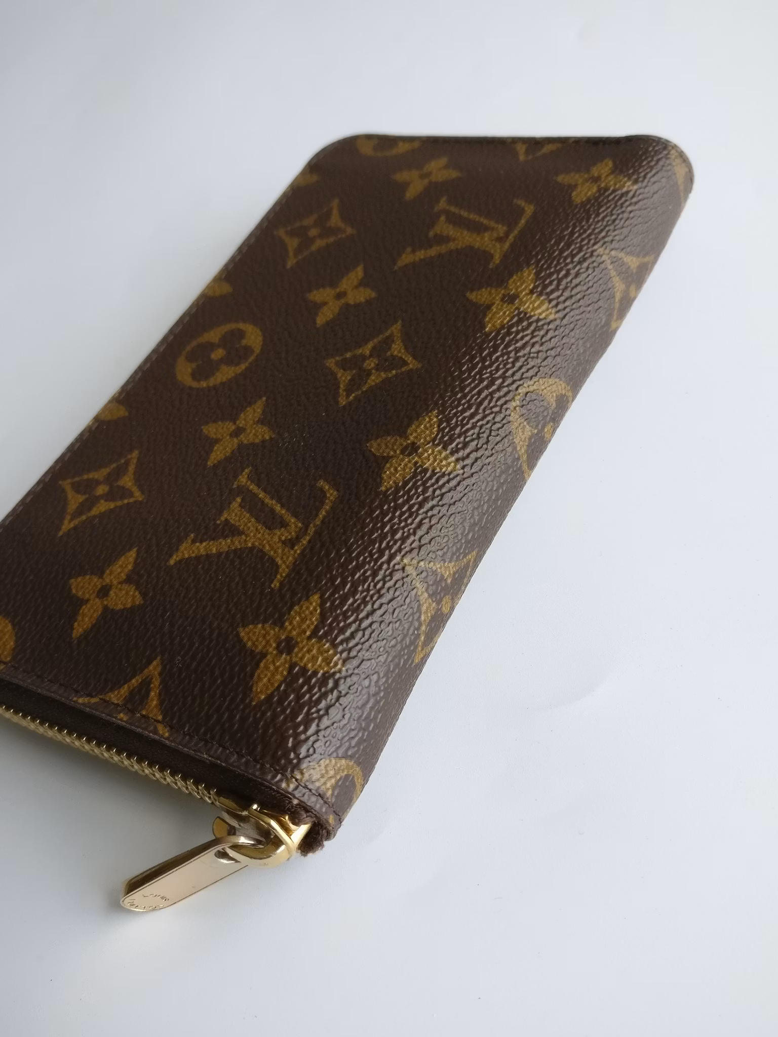 Louis Vuitton Compact Zippy Wallet